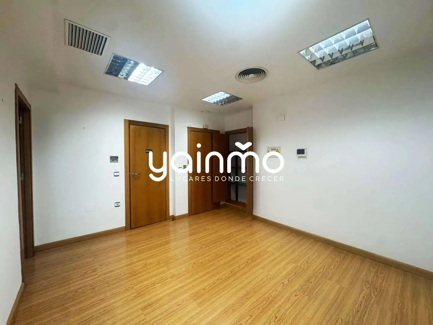 Büro zur Miete in Jaén