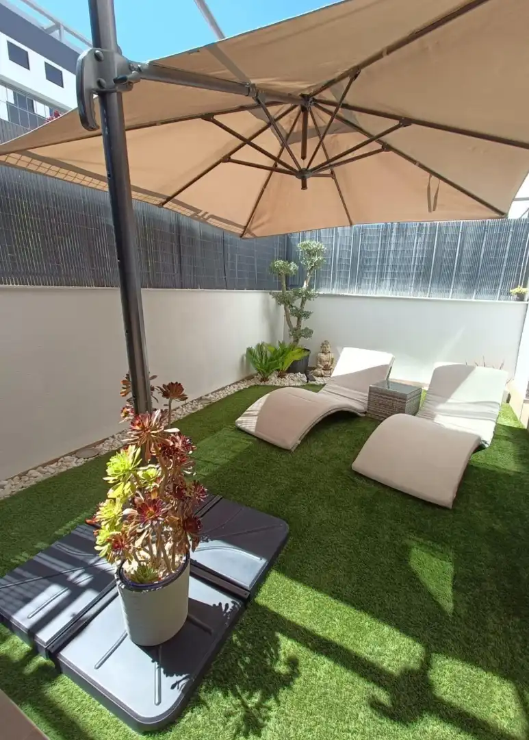 Terrace of Ground floor for sale in Madrid  with Air Conditioner, Heating and Private garden