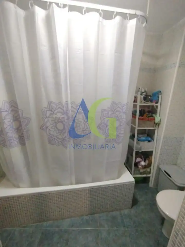 Bathroom of Apartments for sale in Villaquilambre  with Heating, Parquet flooring and Storage room