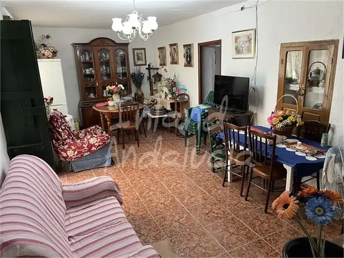 Casa rústica amb piscina en venda a Alcaudete, imagen 7