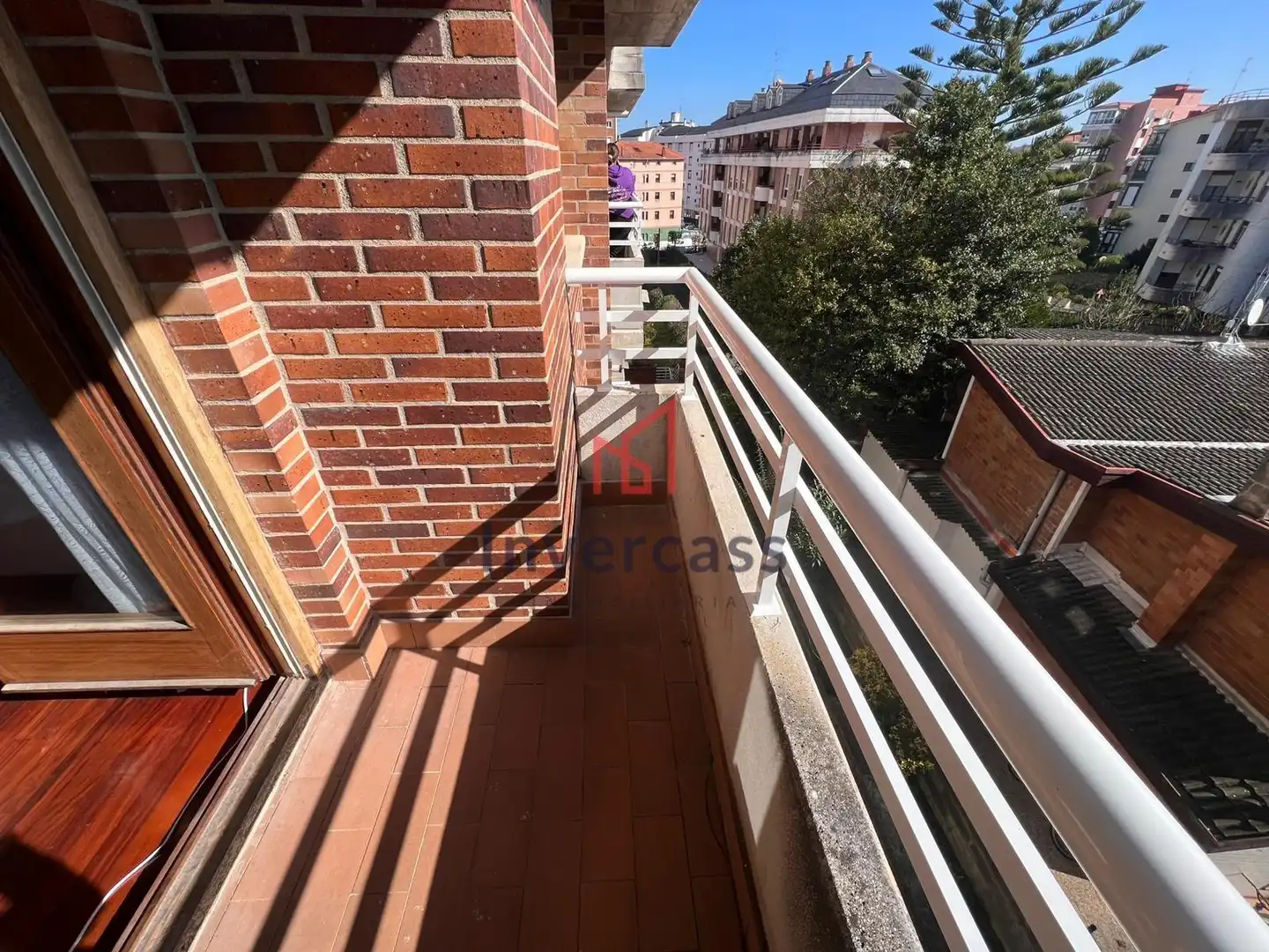 Vista exterior de Piso en venta en Castro-Urdiales con Calefacción y Terraza