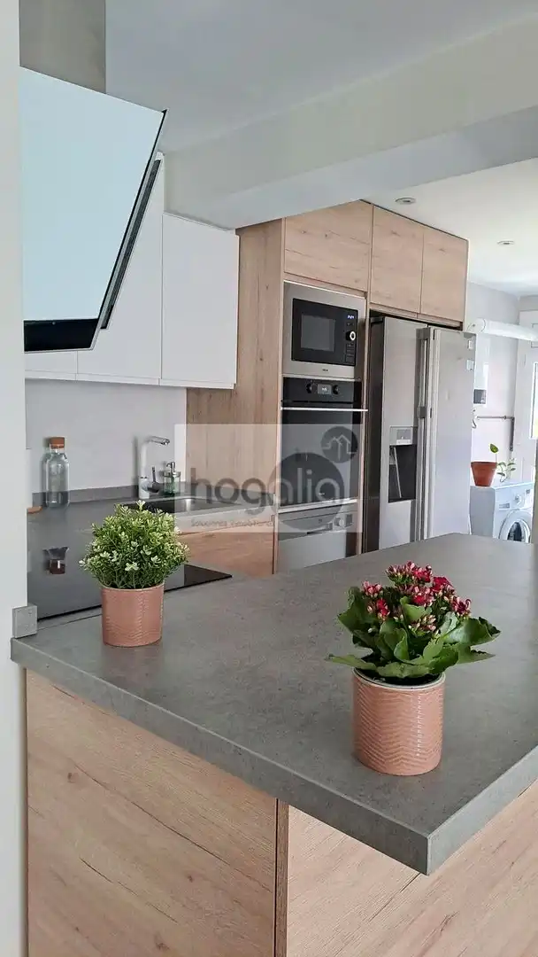 Cocina de Piso de alquiler en Sevilla con Aire acondicionado, Amueblado y Balcón