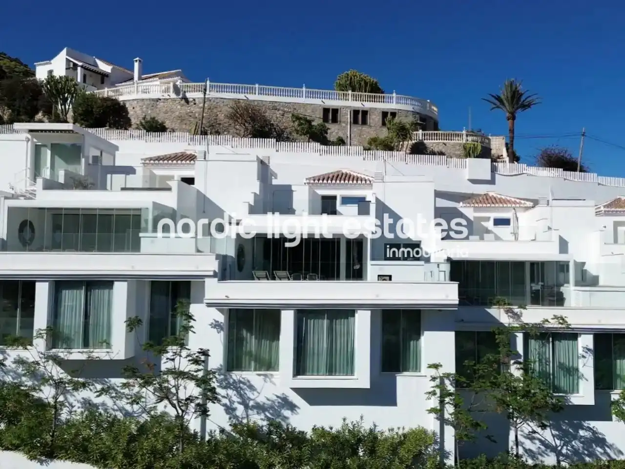 Vista exterior de Casa o chalet en venta en Almuñécar con Aire acondicionado, Terraza y Piscina