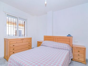 Adossat amb balcó en venda a Calle ISLAS CABO VERDE (HI)