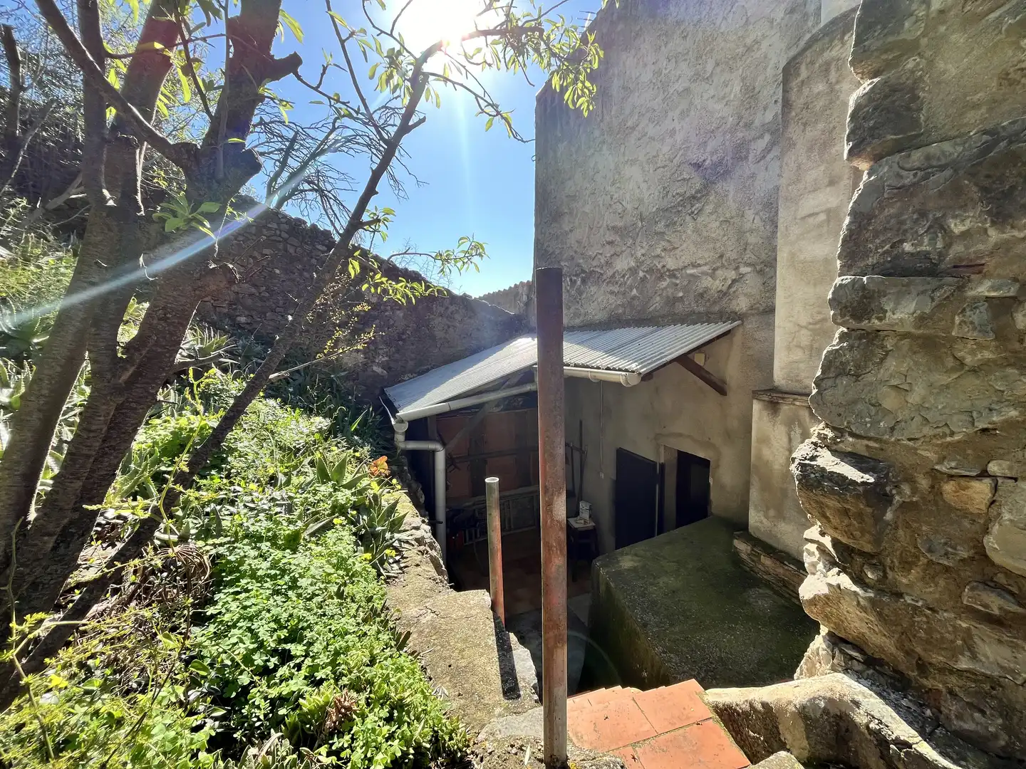 Vista exterior de Finca rústica en venda en Biure