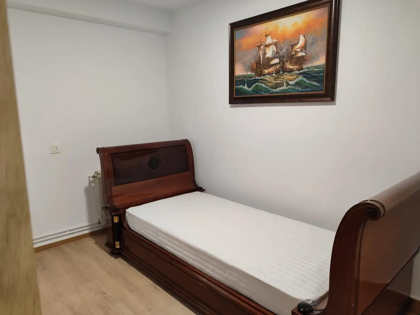 Bedroom of Flat for rent in Oviedo   with Heating, Terrace and Furnished
