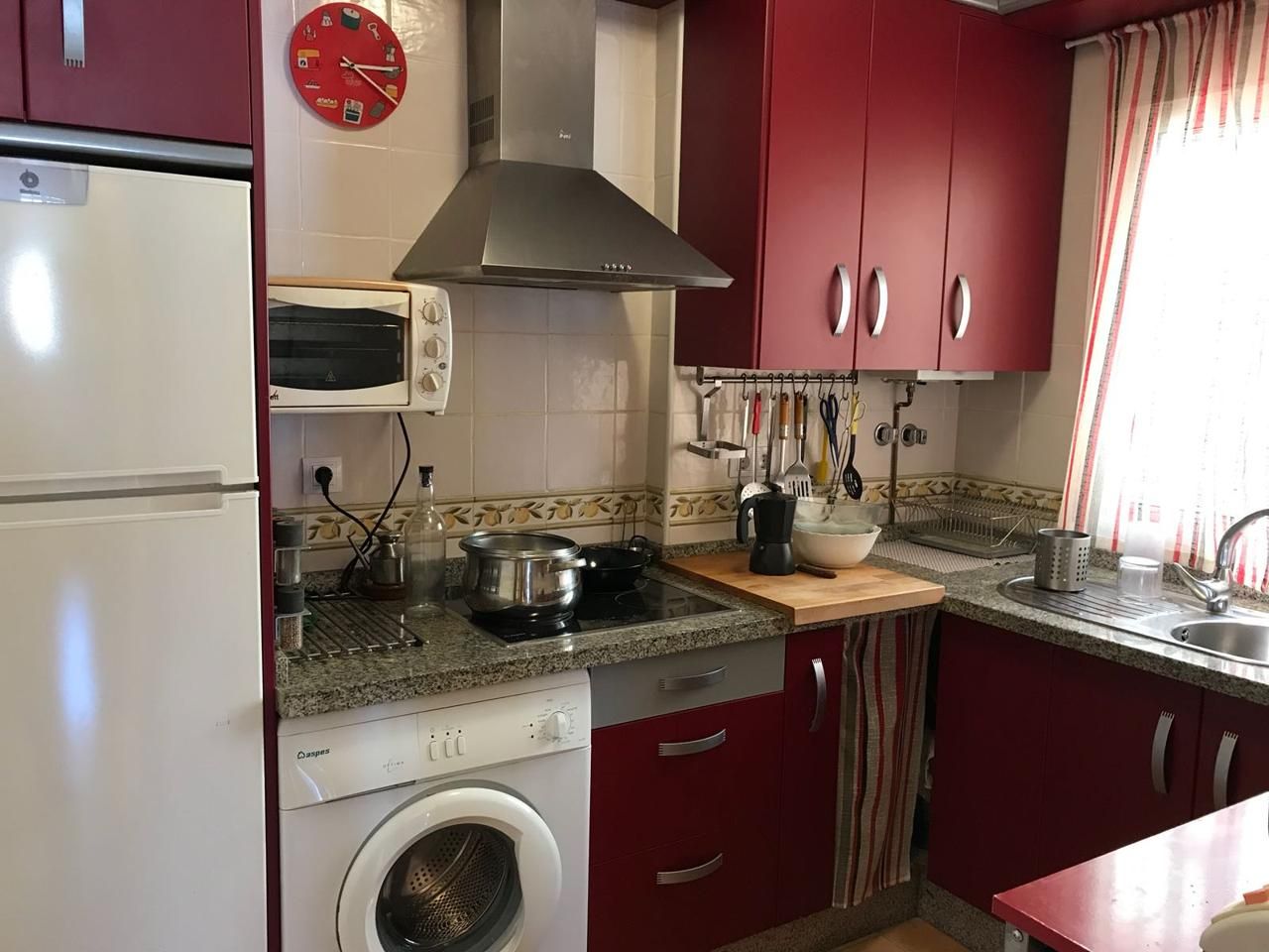Cocina de Estudio en venta en Dos Hermanas con Aire acondicionado y Amueblado