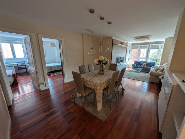 Piso en Alquiler en Calle Luis Vicente de Velasco en Alisal - San Román