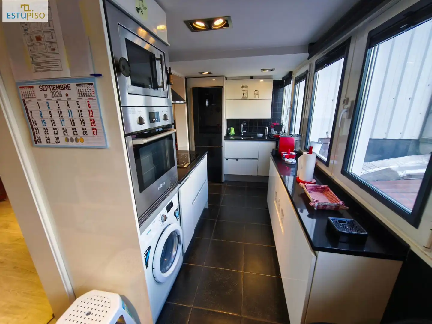 Cuina de Apartament en venda en Vitoria - Gasteiz amb Calefacció, Parquet i Traster