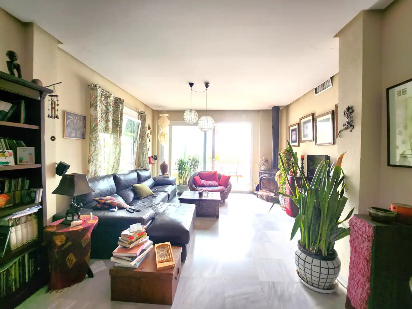 Living room of Houses for sale in Alcalá de Guadaira  with Air Conditioner, Heating and Private garden