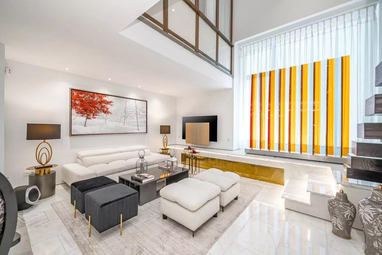 Living room of Flat to rent in  Madrid Capital  with Air Conditioner, Heating and Swimming Pool