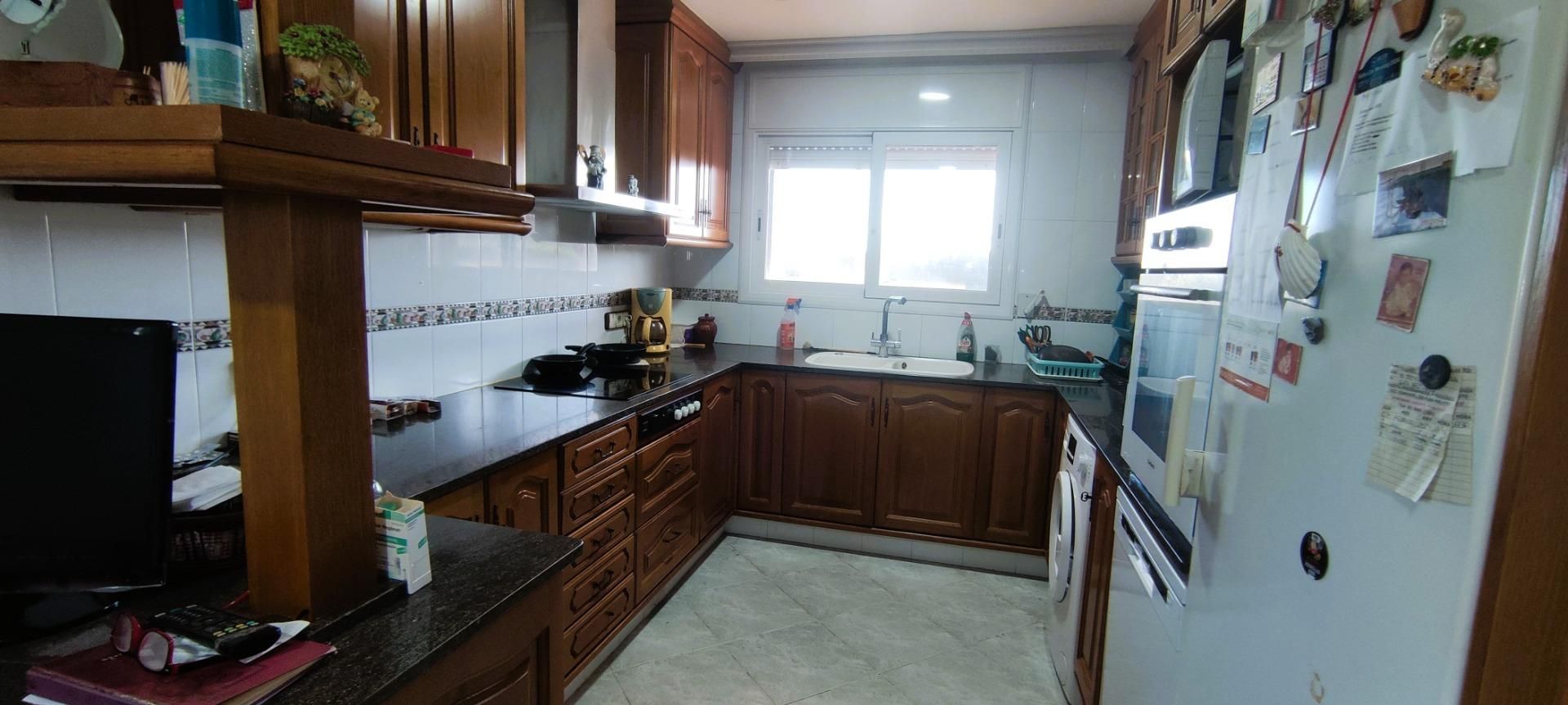 Kitchen of House or chalet for sale in Santa Eulàlia de Ronçana  with Air Conditioner, Heating and Private garden