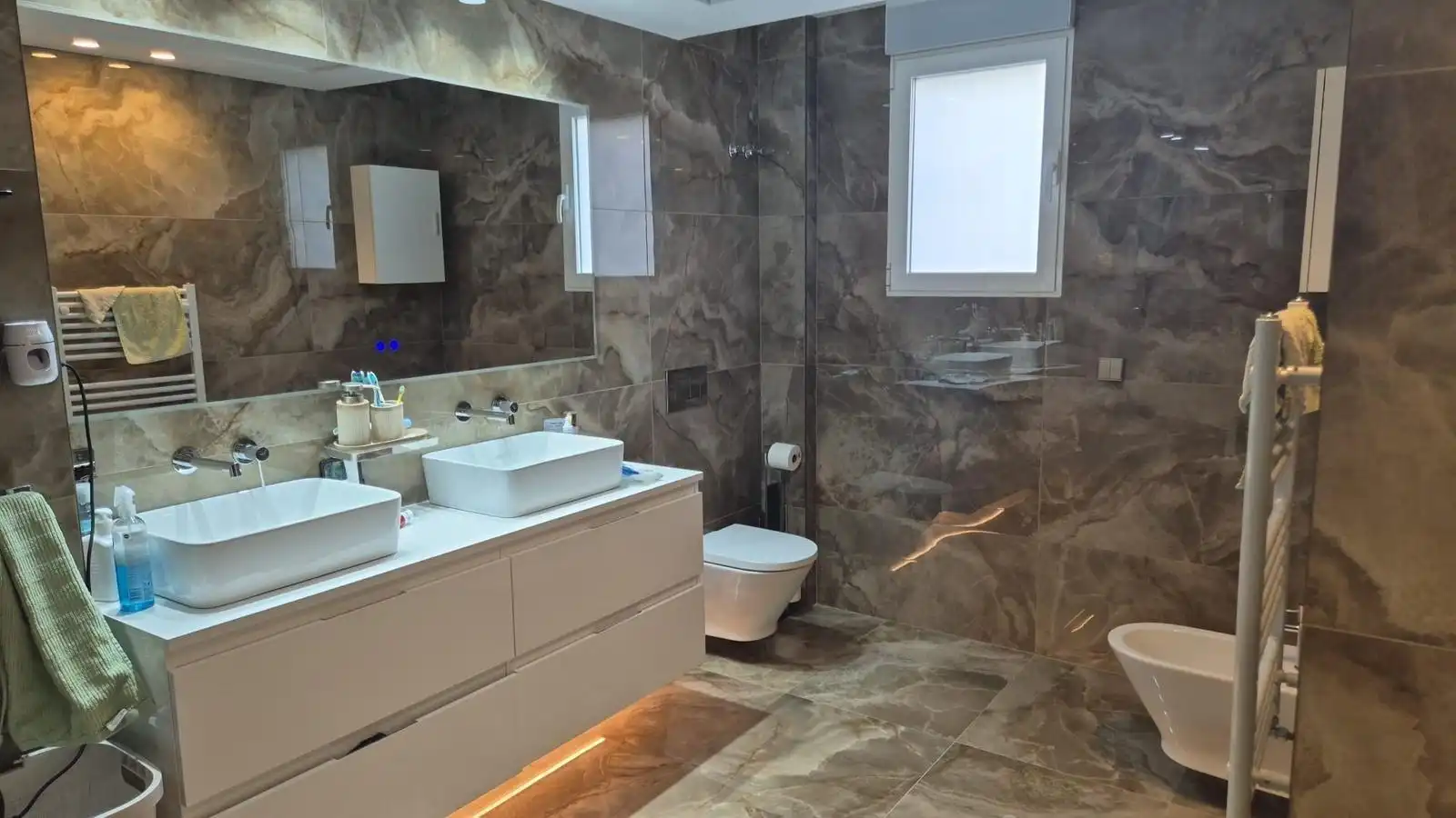 Badezimmer von Haus oder Chalet zum Verkauf in Murcia mit Klimaanlage, Heizung und Parkett