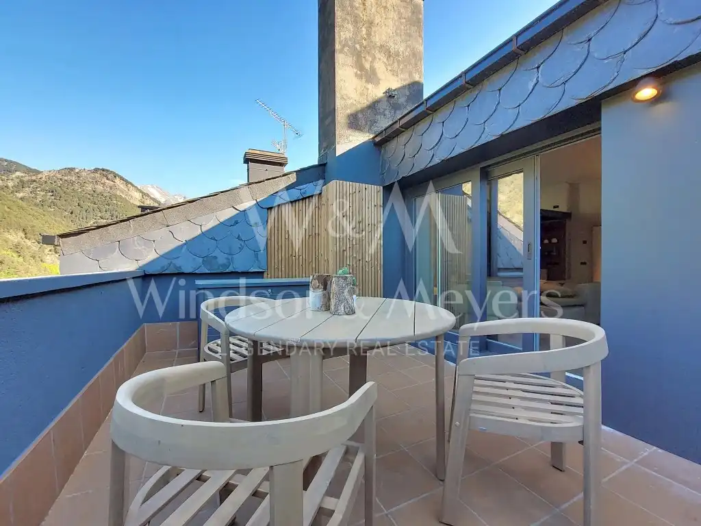 Terrasse von Dachboden zur Miete in La Massana mit Heizung, Möbliert und Ofen