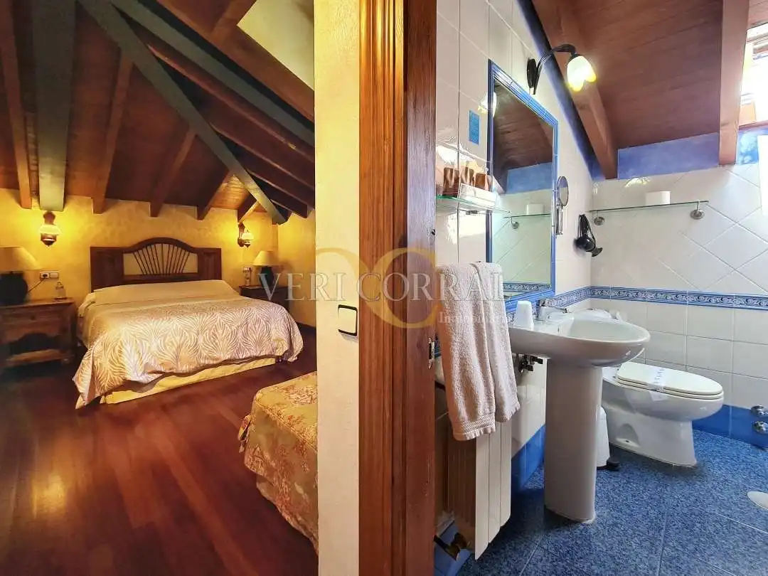 Bedroom of Buildings for sale in Cangas de Onís