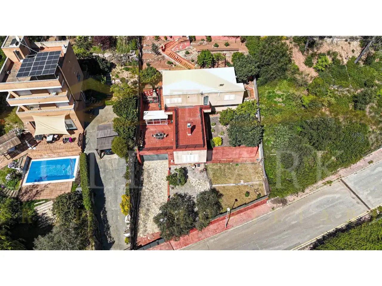 Jardí de Casa o xalet en venda en Corbera de Llobregat amb Aire condicionat, Calefacció i Jardí privat
