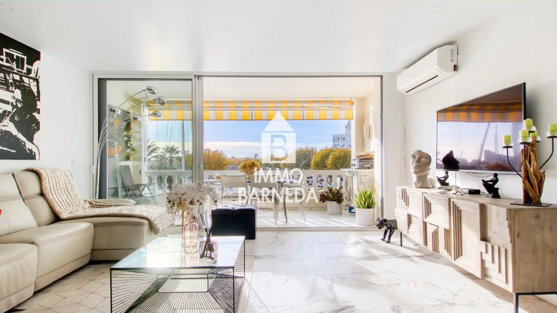 Vista exterior de Piso en venta en Empuriabrava con Aire acondicionado, Calefacción y Terraza