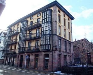 Vista exterior de Àtic en venda en Cabezón de la Sal