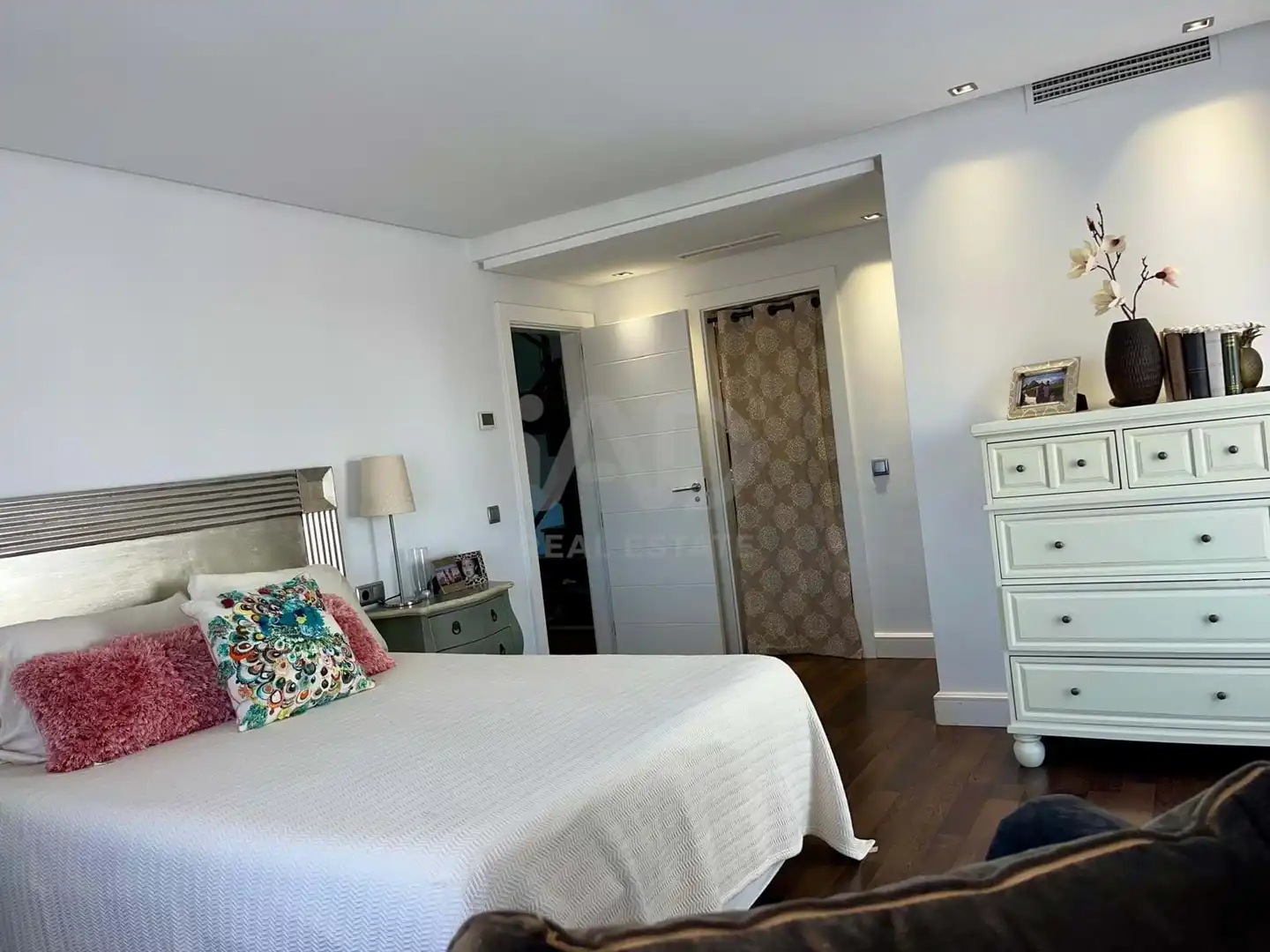 Habitación de Casa adosada en venta en Almería con Aire acondicionado, Calefacción y Terraza