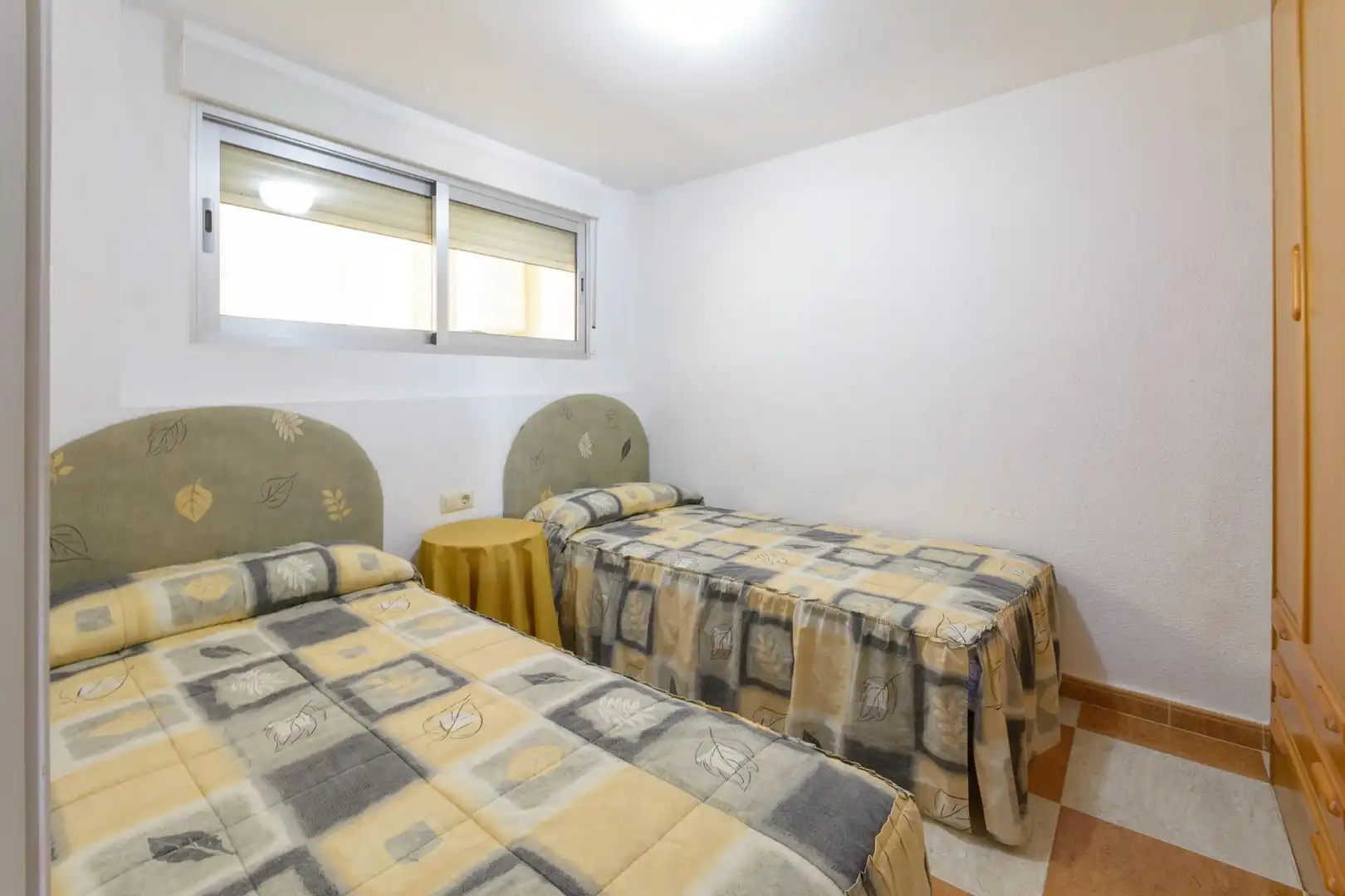 Habitación de Apartamento en venta en Gandia con Jardín privado, Terraza y Trastero