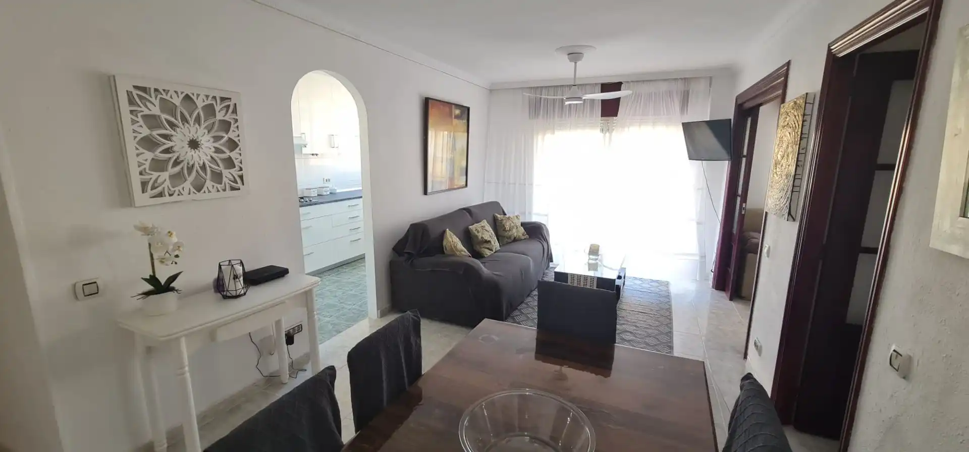 Sala de estar de Apartamento de alquiler en Arona con Amueblado y Piscina comunitaria