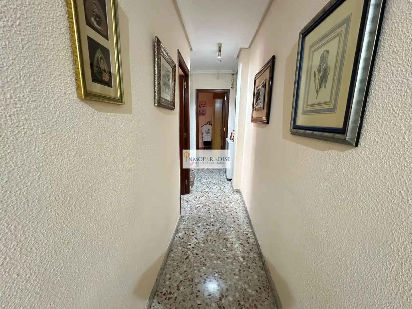 Ático en venta en Calle de Roselló, Altozano - Conde Lumiares