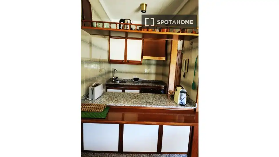 Habitación en San Antonio - Las Arenas
