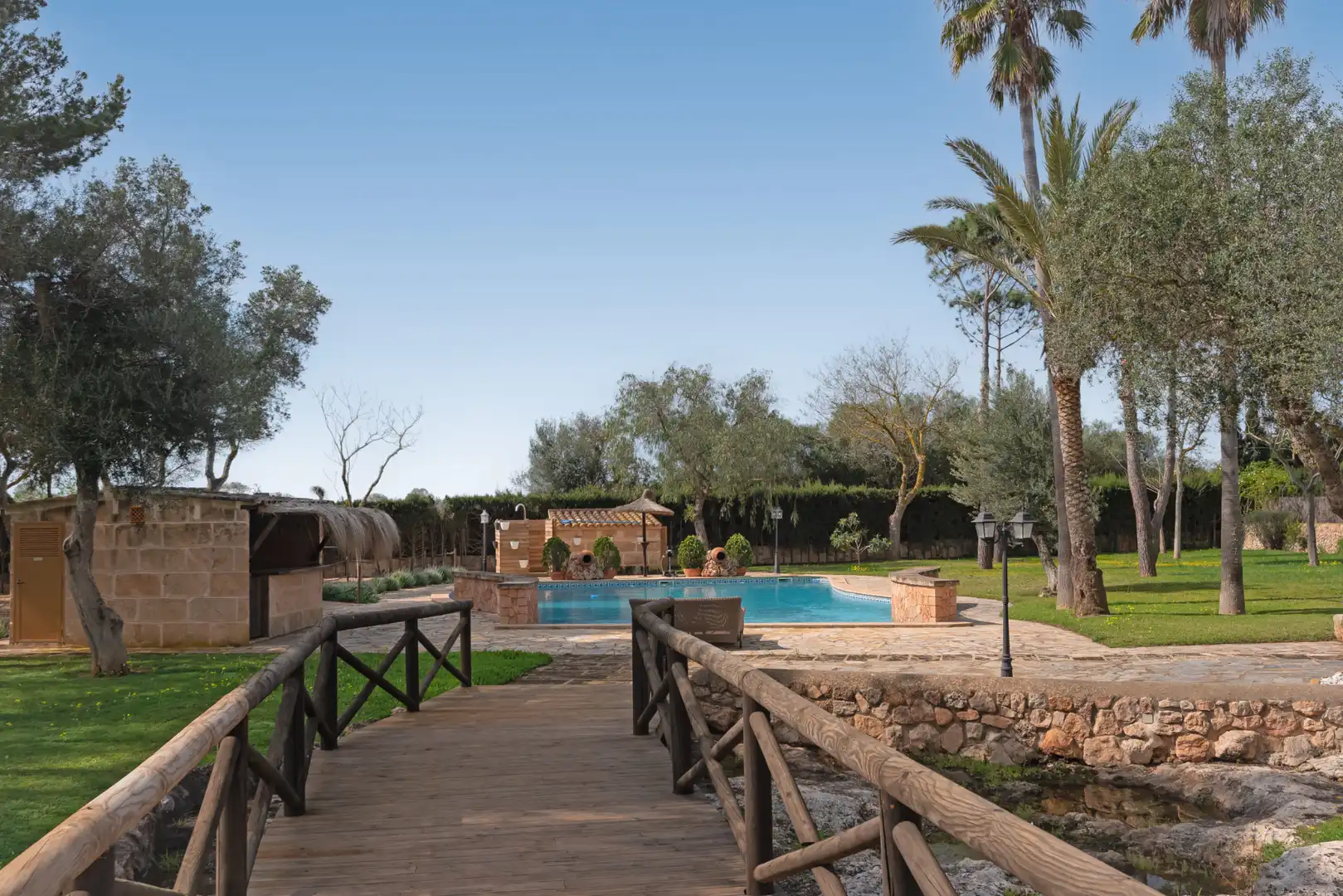 Piscina de Finca rústica en venda en Llucmajor amb Aire condicionat, Calefacció i Jardí privat