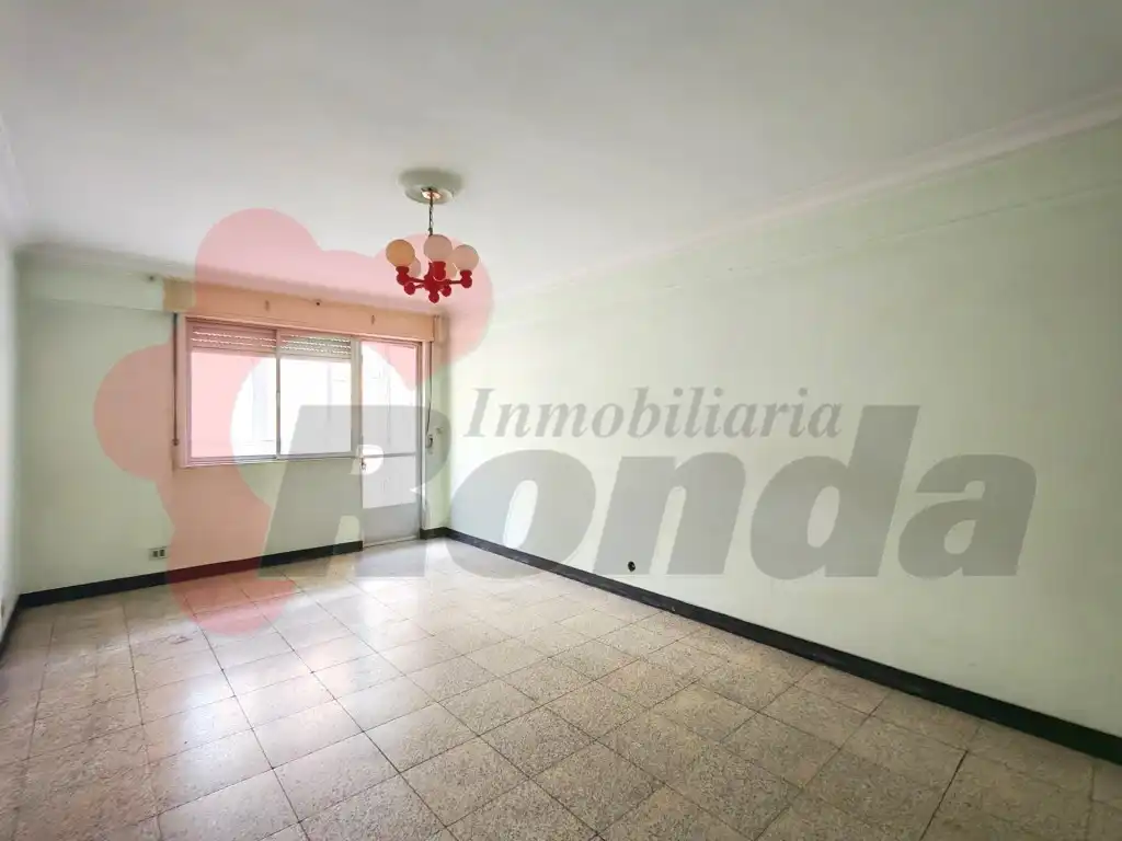Sala d'estar de Pis en venda en Lugo Capital