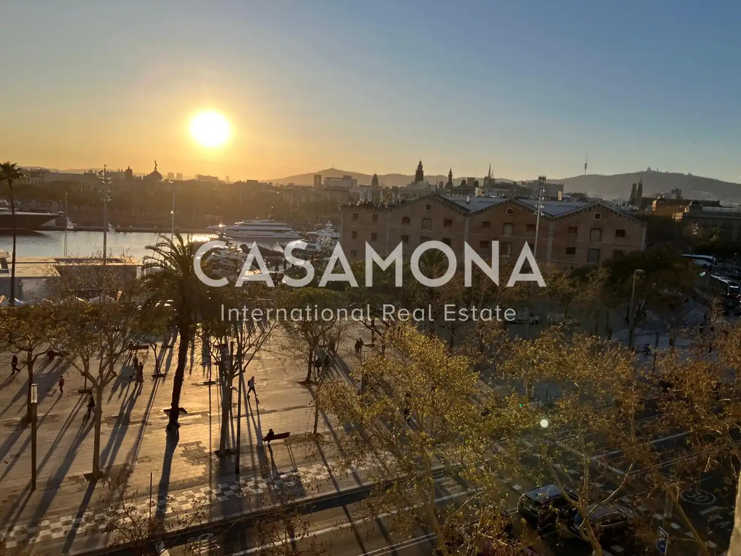 Außenansicht von Wohnungen zur Miete in Barcelona mit Klimaanlage, Heizung und Terrasse