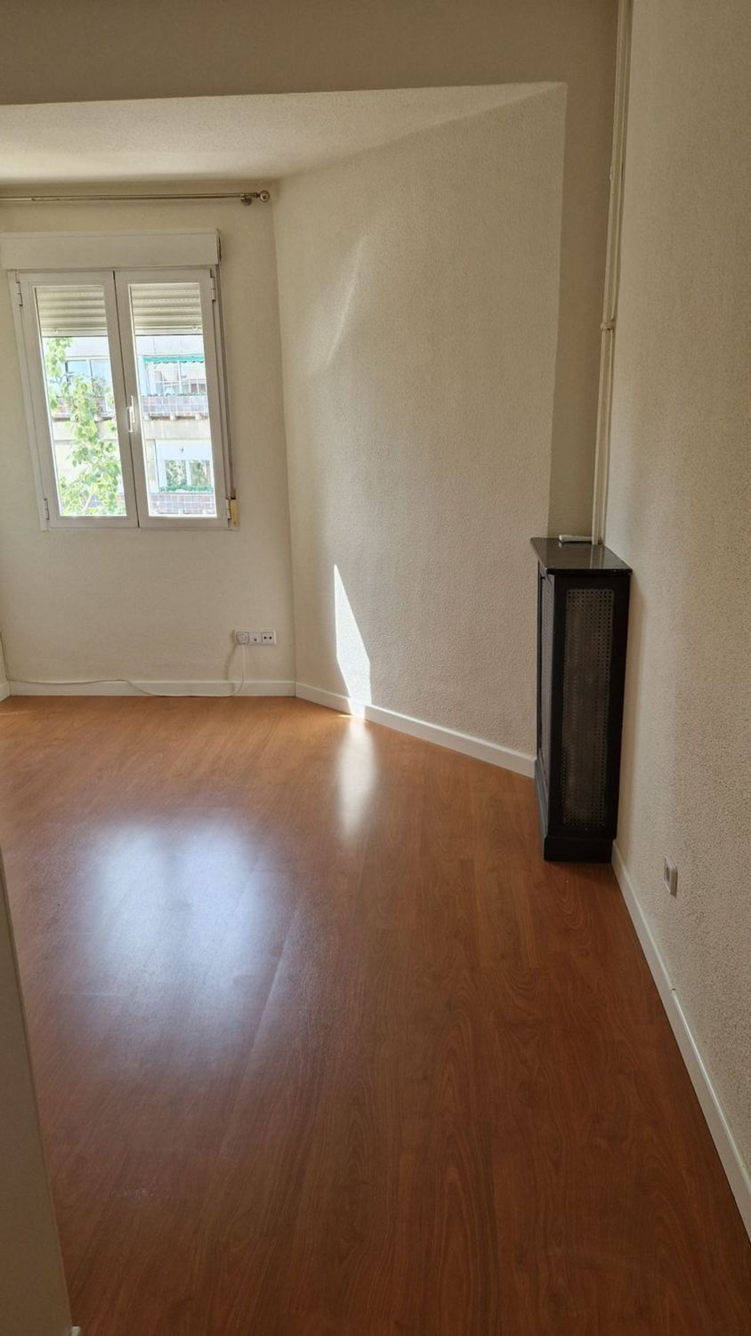 Living room of Flat for rent in  Madrid Capital  with Air Conditioner, Private garden and Terrace