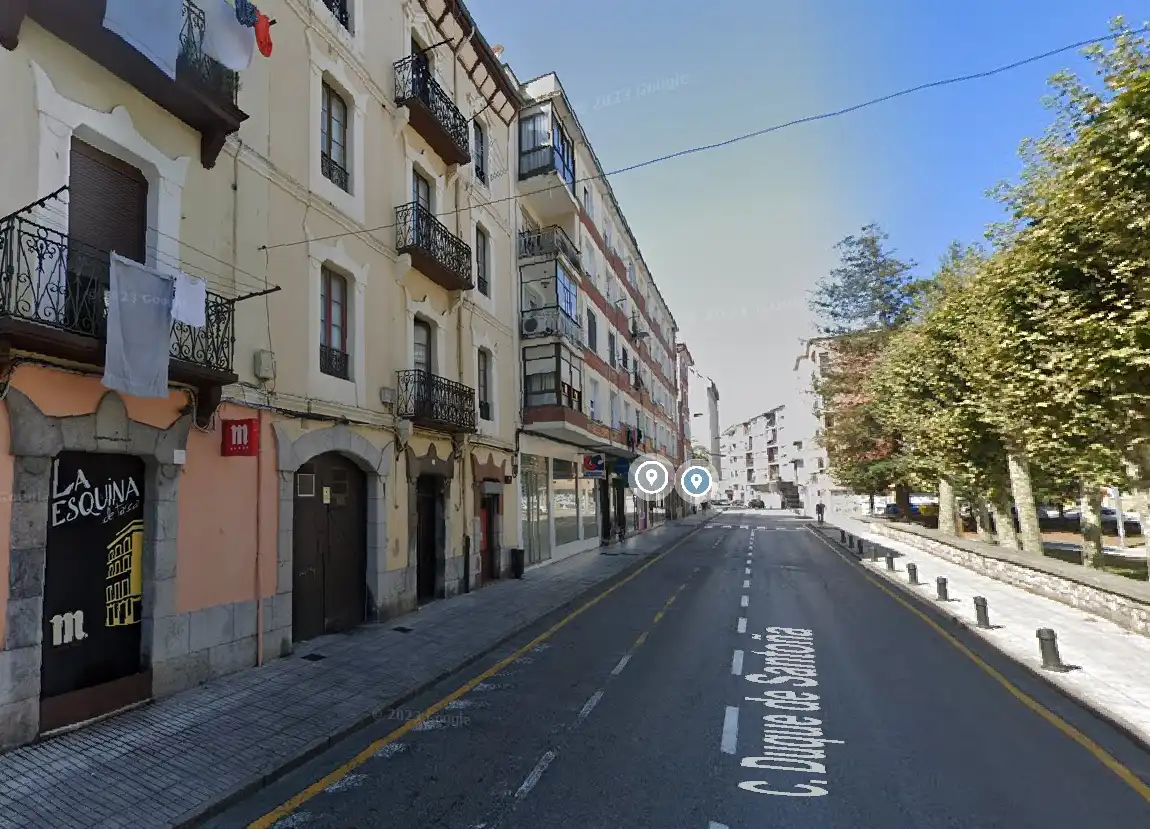 Flat for sale in Calle Duque de Santoña, imagen 3