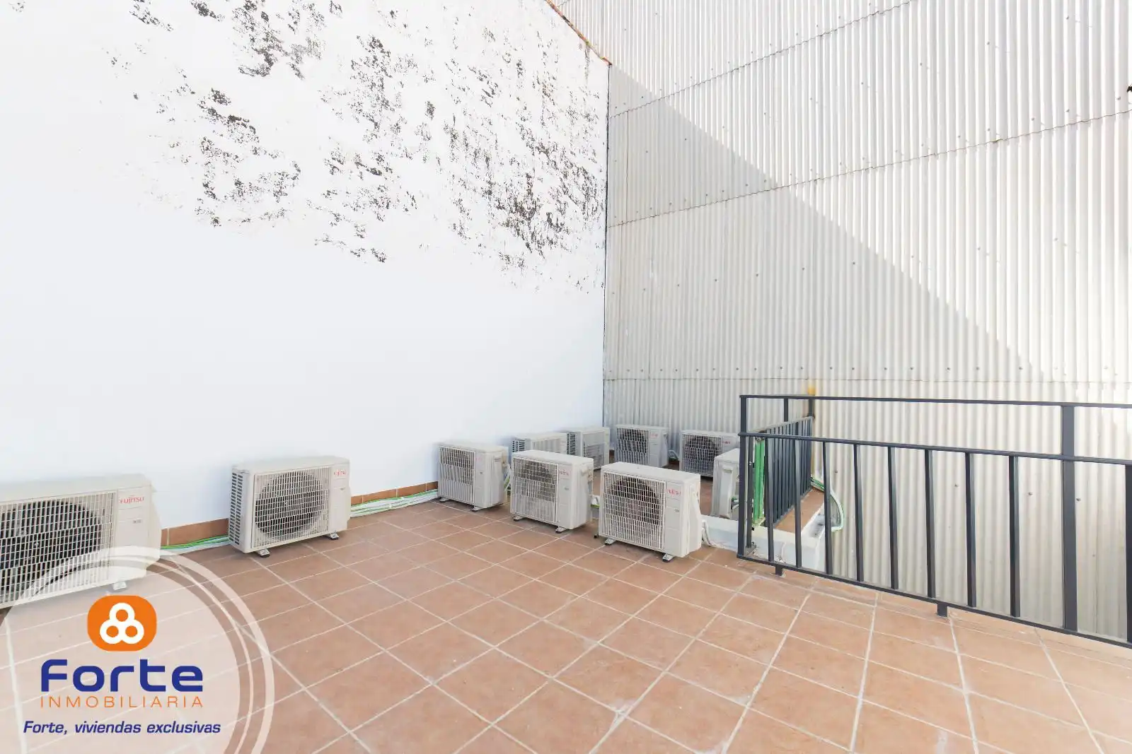 Casa adosada en venda en Córdoba amb Aire condicionat, Calefacció i Traster