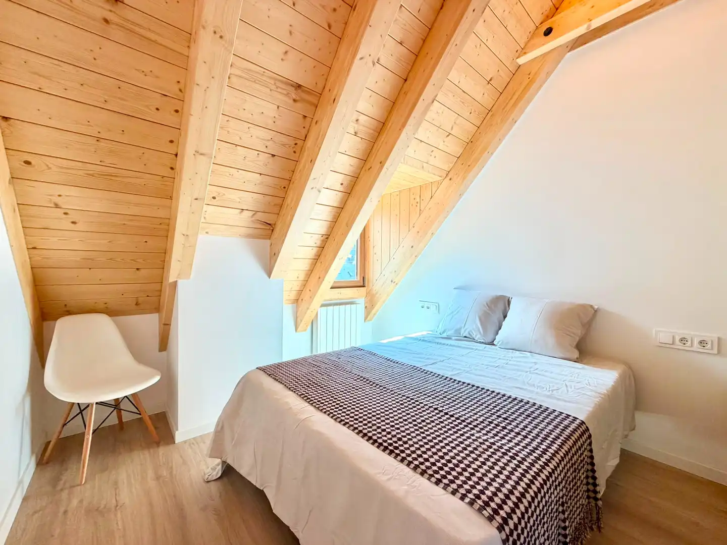 Bedroom of Duplexes for sale in Naut Aran  with Heating, Furnished and Balcony