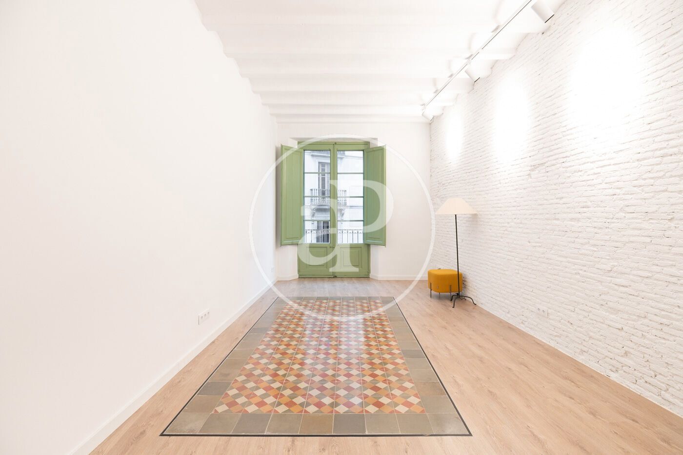 Flat to rent in  Barcelona Capital  with Air Conditioner, Heating and Furnished