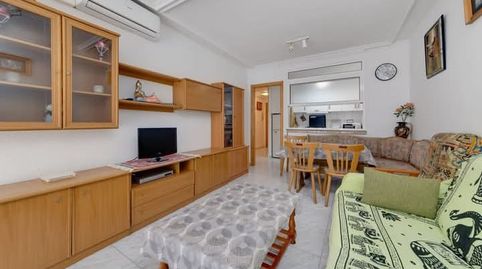 Foto 3 de Apartamento de alquiler en Zona Playa de los Locos, Torrevieja