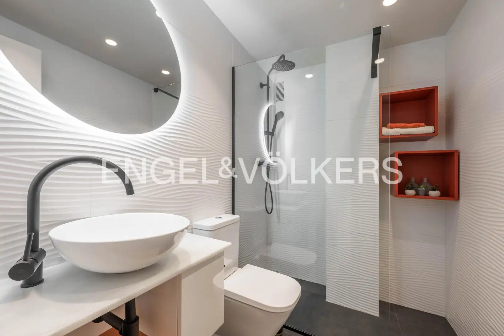 Baño de Piso en venta en Donostia - San Sebastián  con Calefacción y Trastero