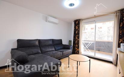 Living room of Flat for sale in  Valencia Capital  with Air Conditioner, Heating and Terrace