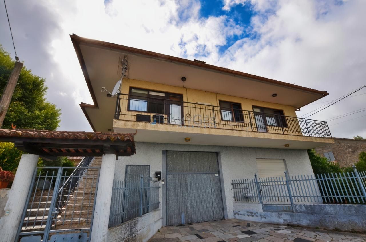 Vista exterior de Casa o xalet en venda en Tomiño amb Calefacció, Jardí privat i Terrassa