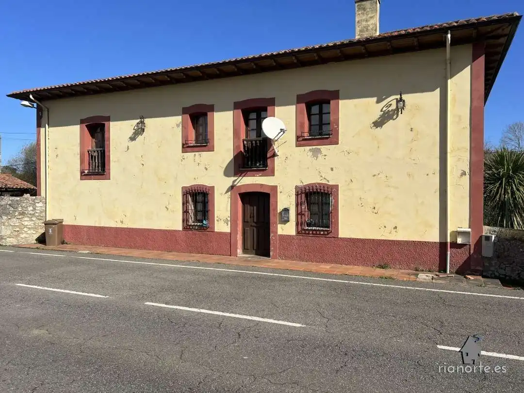 Casa amb jardí en venda a Ribadesella, imagen 2