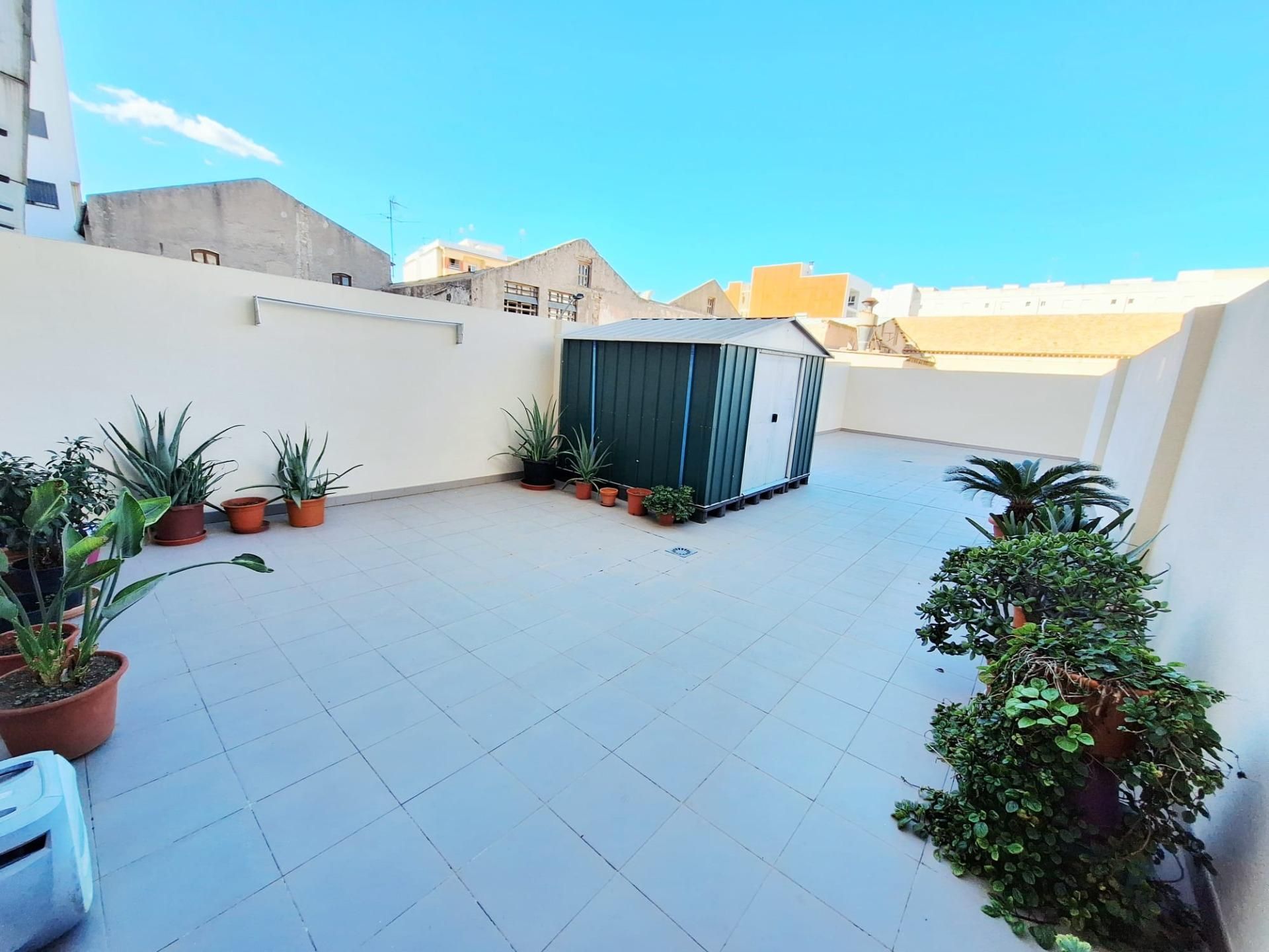 Terrace of Planta baja for sale in Carcaixent  with Air Conditioner, Terrace and Storage room