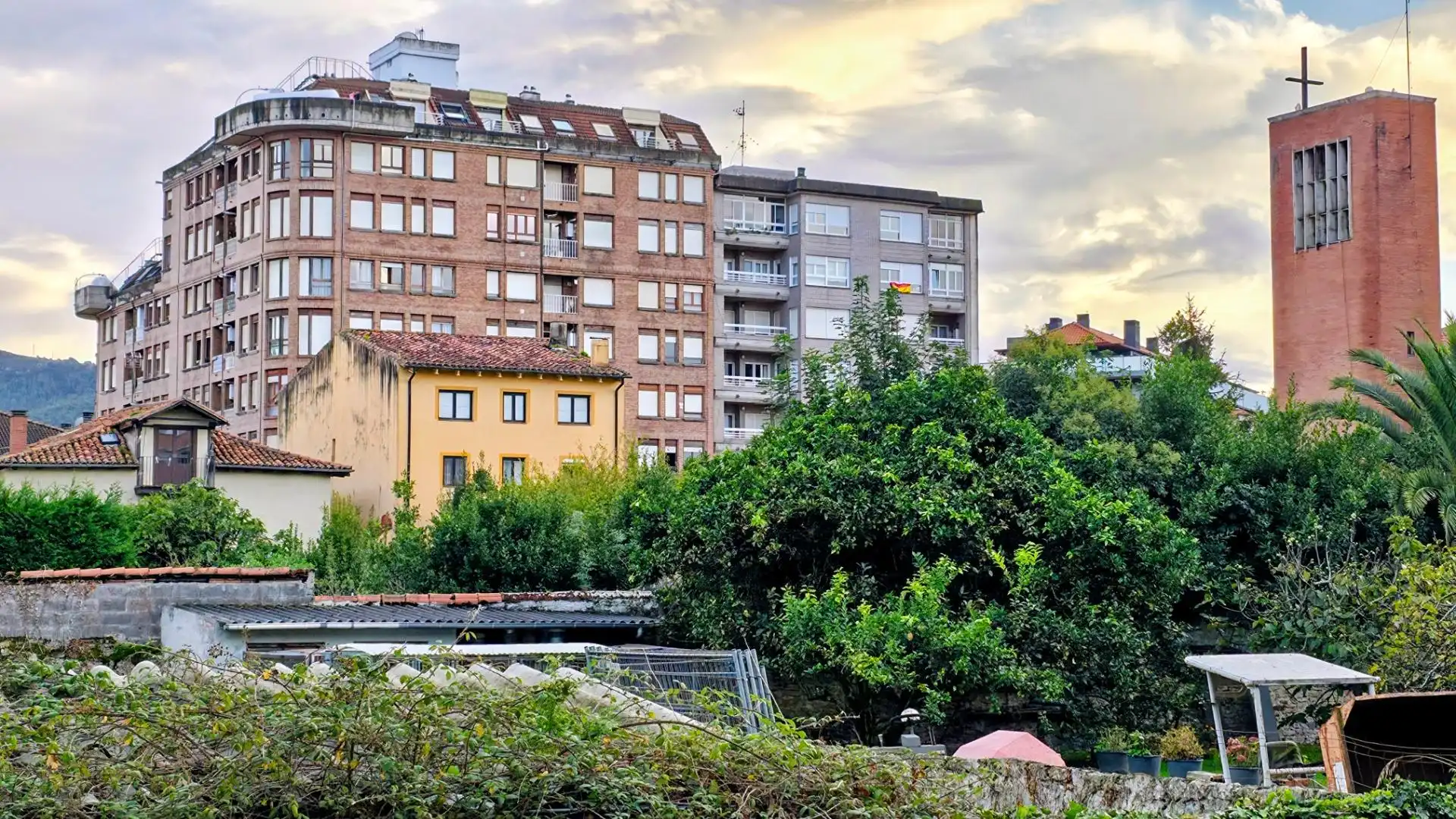 Vista exterior de Casa o chalet en venta en Colindres