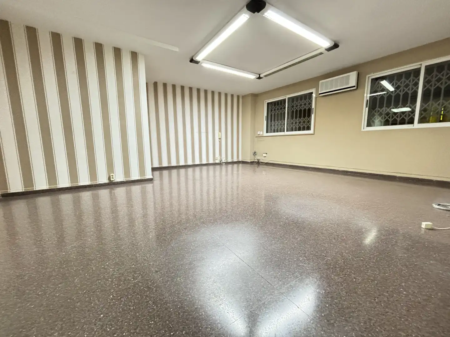 Büro zur Miete in Castellón de la Plana / Castelló de la Plana