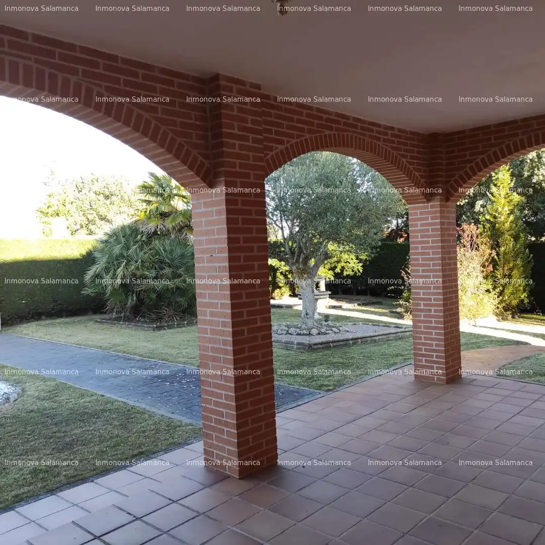 Casa adosada en venta en Salamanca con Calefacción