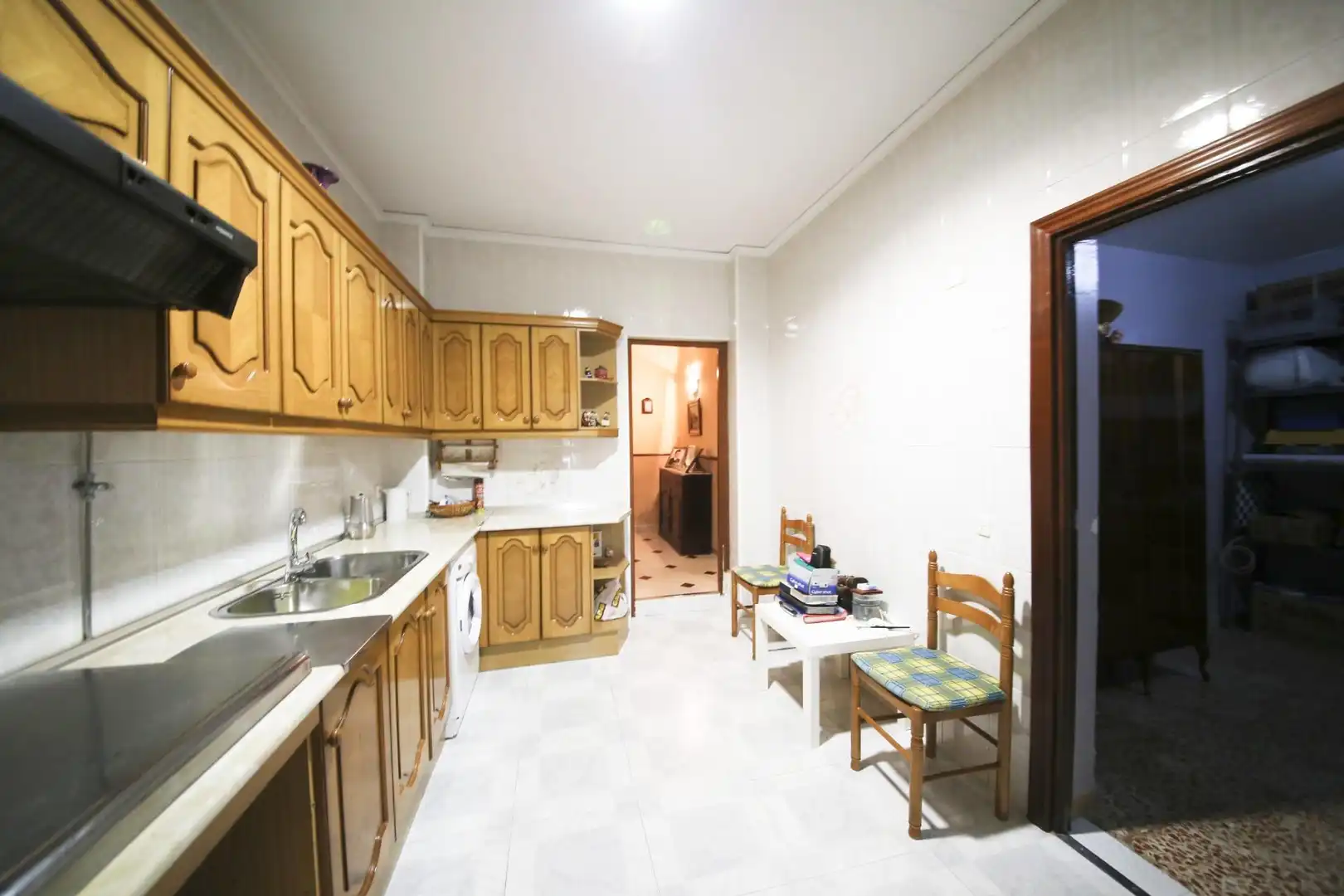 Cocina de Casa o chalet en venta en Tomelloso con Aire acondicionado, Jardín privado y Trastero