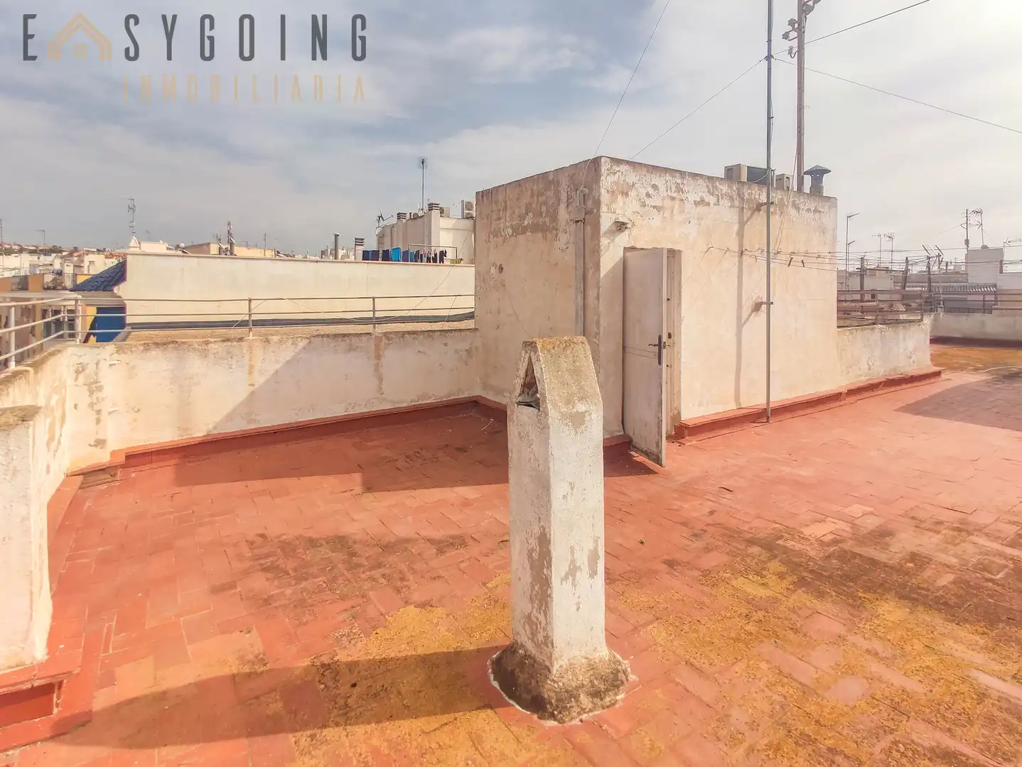 Vista exterior de Edificio en venta en Santa Pola