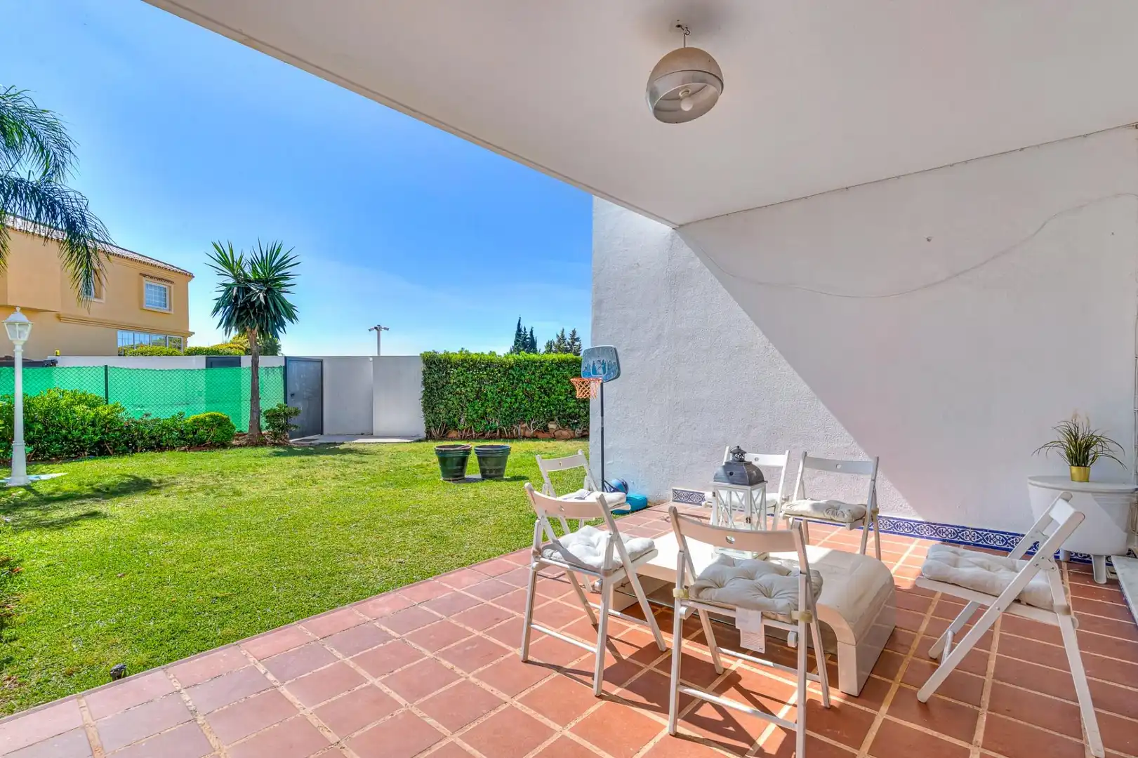 Terrassa de Casa adosada en venda en Mijas amb Aire condicionat, Calefacció i Jardí privat