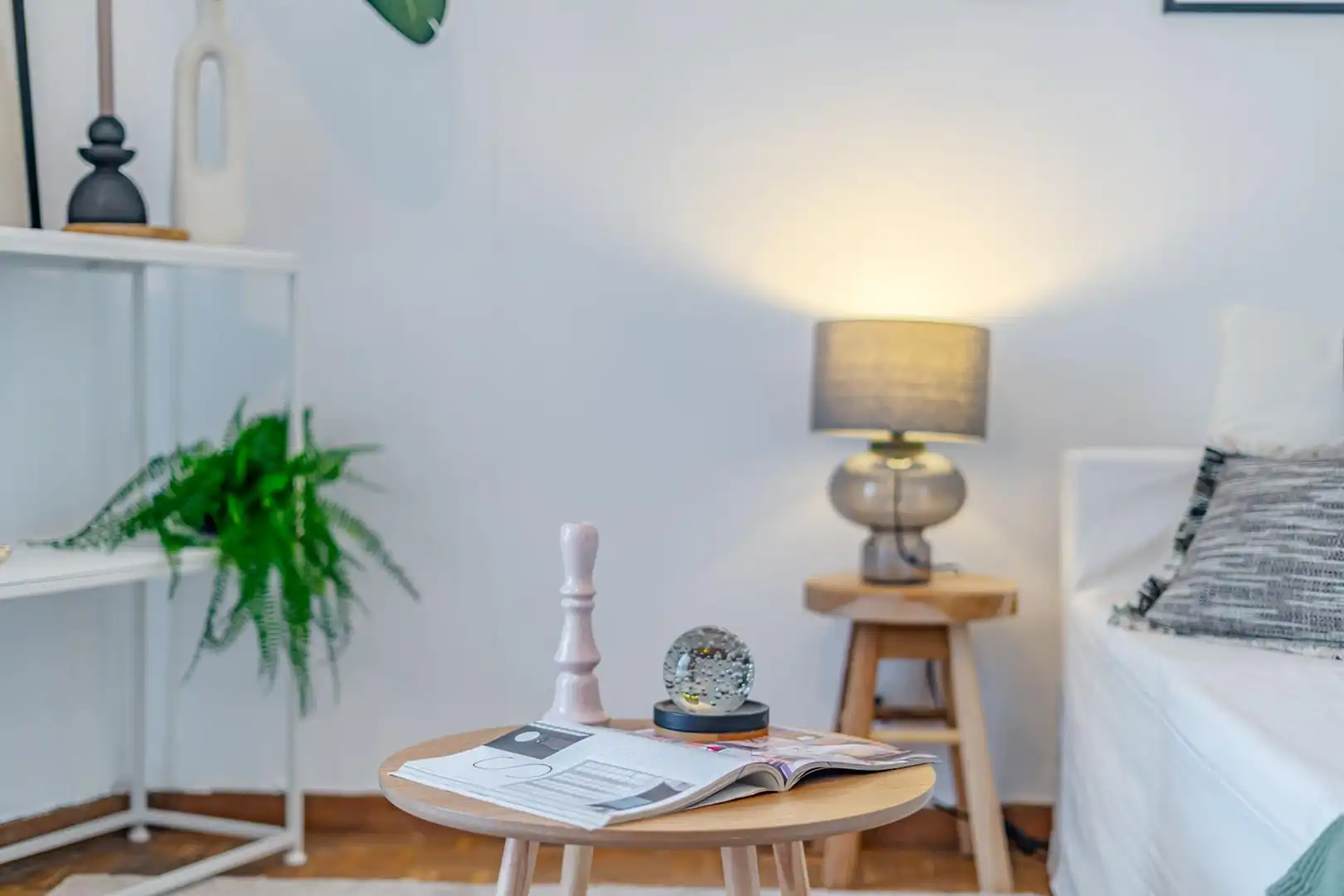 Living room of Flat for sale in Madrid  with Air Conditioner, Terrace and Balcony