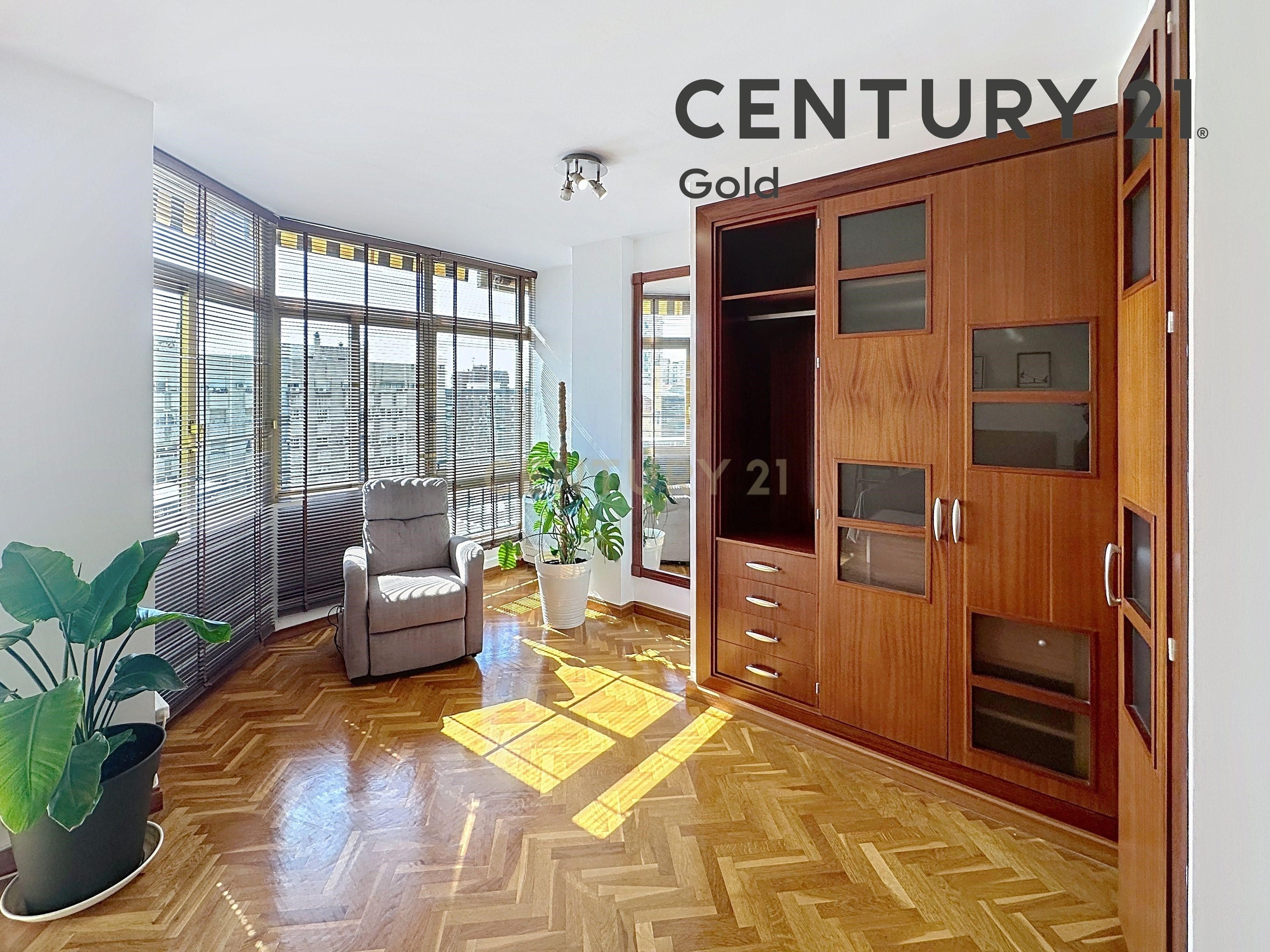 Bedroom of Flat for sale in Málaga Capital  with Air Conditioner and Furnished