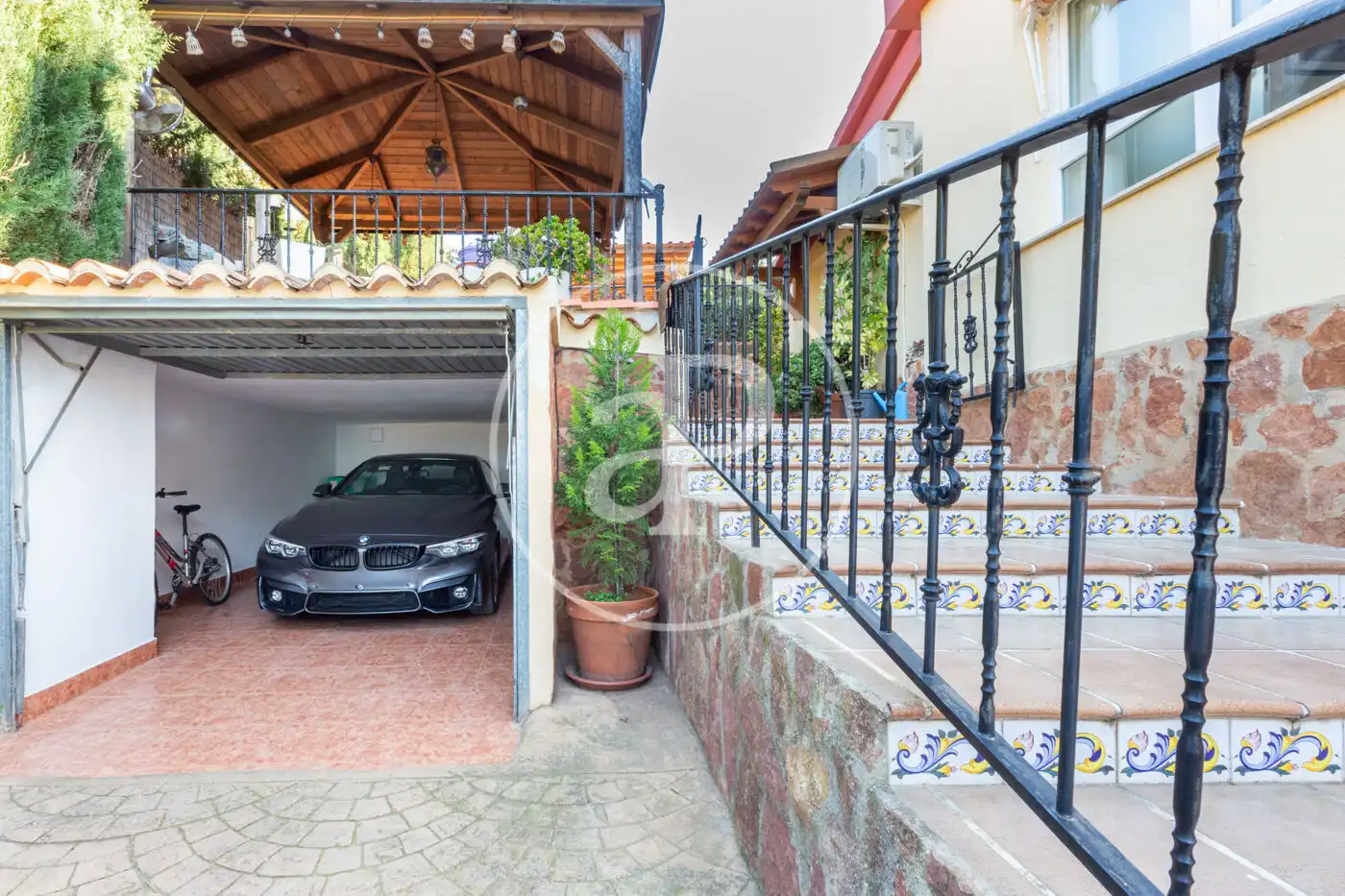 Houses for sale in Cumbres de Calicanto